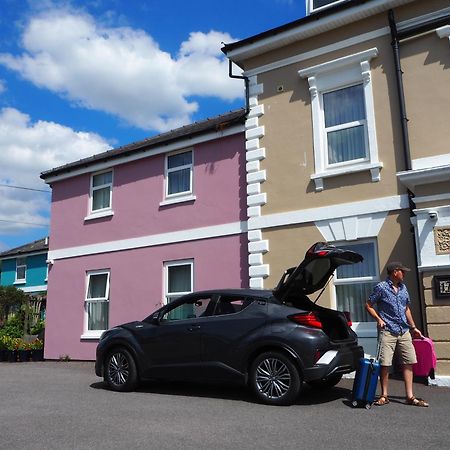 Cotswold Aparthotel Stroud  Esterno foto